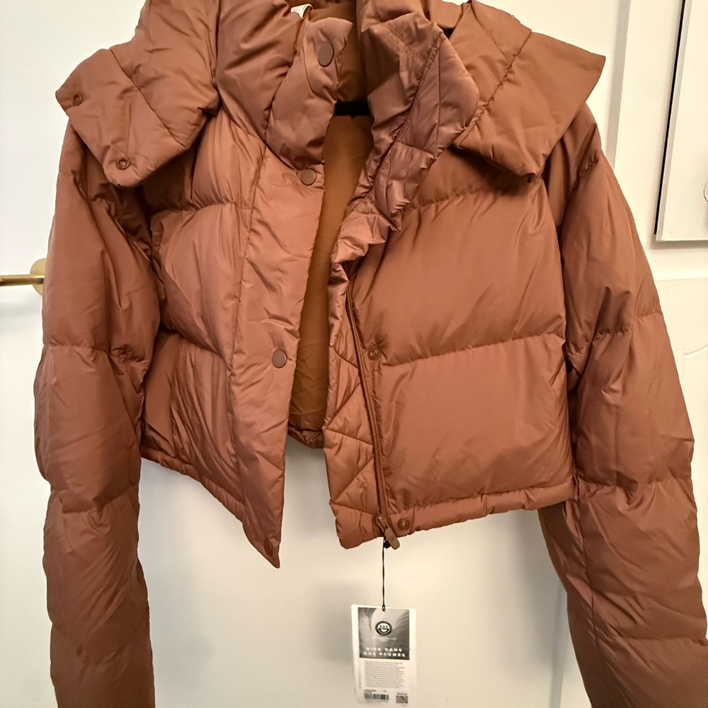 Lululemon Women's Wunder Puff Super Cropped Jacket